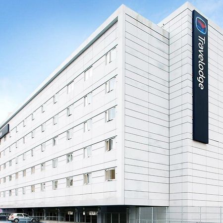 Travelodge London Feltham Eksteriør bilde